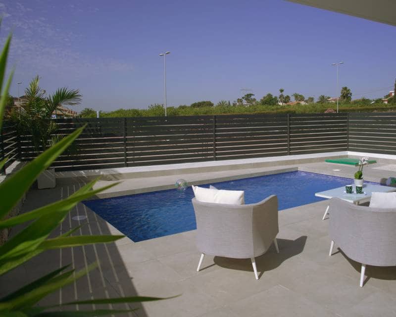 3 bedroom Villa for sale in Los Montesinos - € 349,000 (Ref: 7994490)