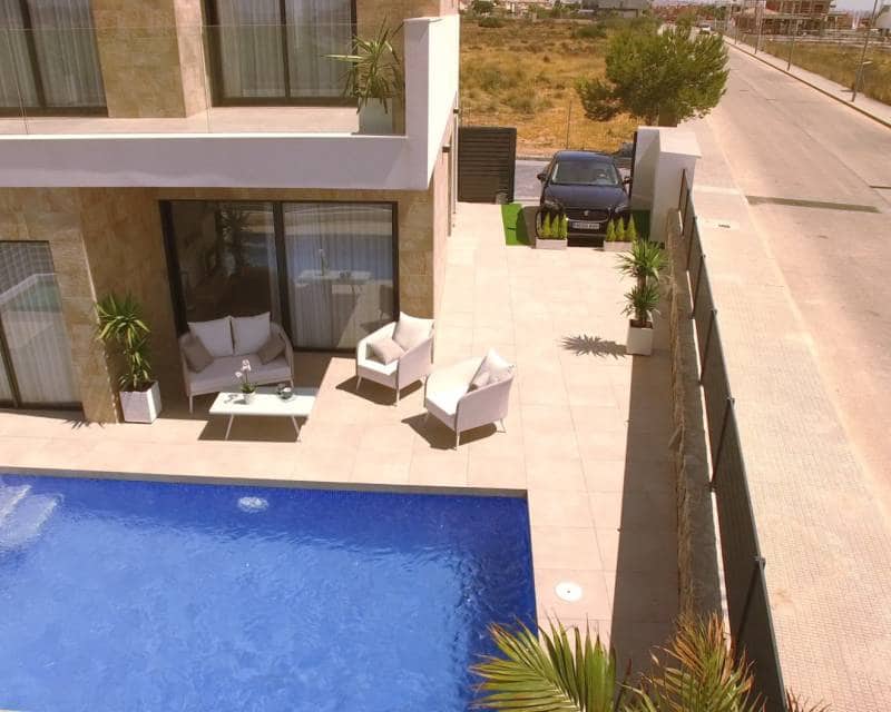 3 bedroom Villa for sale in Los Montesinos - € 349,000 (Ref: 7994490)