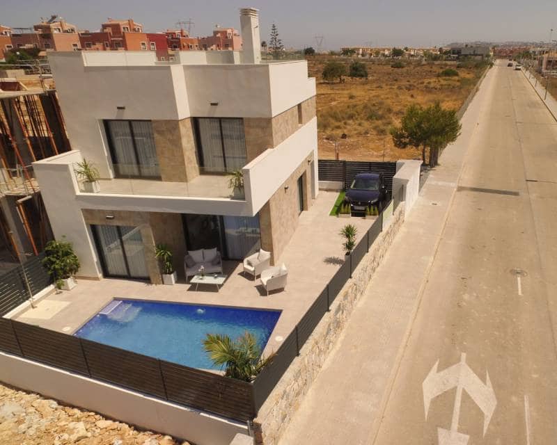 3 bedroom Villa for sale in Los Montesinos - € 349,000 (Ref: 7994490)