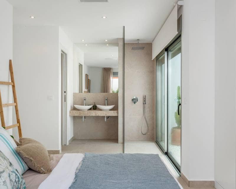 3 chambre Villa/Maison à vendre à Los Alcazares avec piscine garage - 499 900 € (Ref: 8036007)