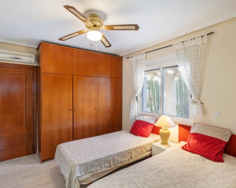 4 bedroom Villa for sale in Campos del Río with pool € 379,999 (Ref