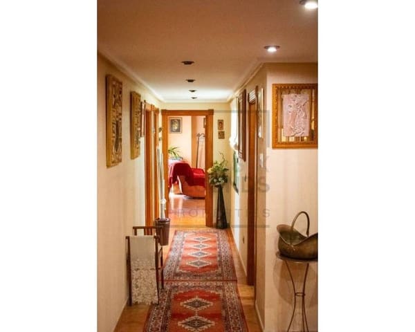 4 Zimmer Villa zu verkaufen in Zona Pueblo, Guardamar del Segura mit Garage - 485.000 € (Ref: 8098049)