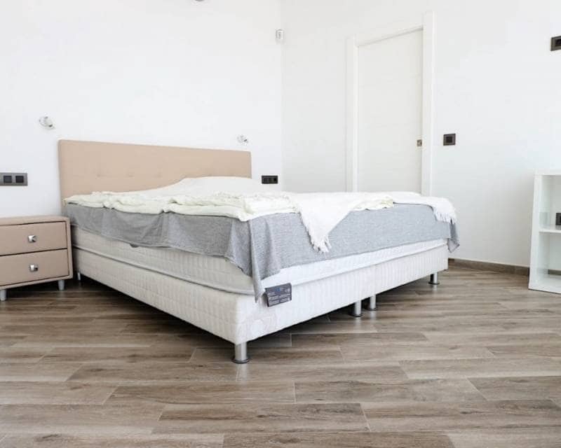 3 slaapkamer Villa te koop in Torrevieja met zwembad - € 709.000 (Ref: 8101264)