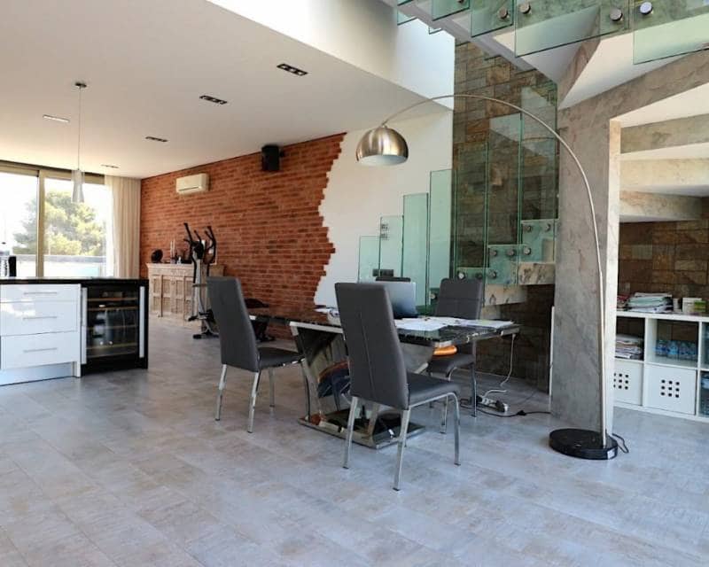 3 slaapkamer Villa te koop in Torrevieja met zwembad - € 709.000 (Ref: 8101264)