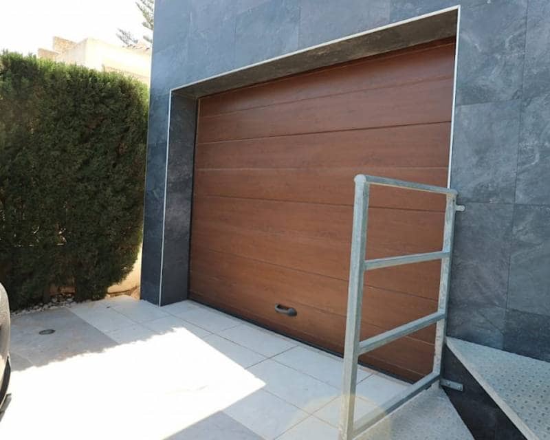 3 slaapkamer Villa te koop in Torrevieja met zwembad - € 709.000 (Ref: 8101264)