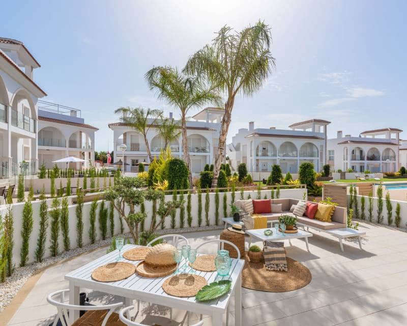 3 Zimmer Doppelhaus zu verkaufen in Ciudad Quesada mit Pool Garage - 410.500 € (Ref: 8130302)