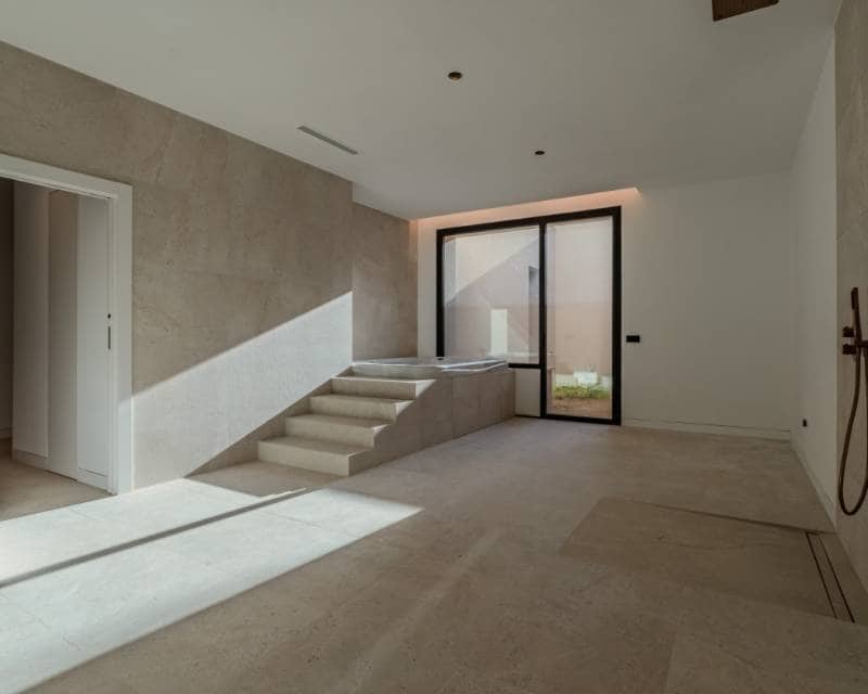 5 bedroom Villa for sale in Las Colinas Golf with pool garage - € 4,200,000 (Ref: 8130552)