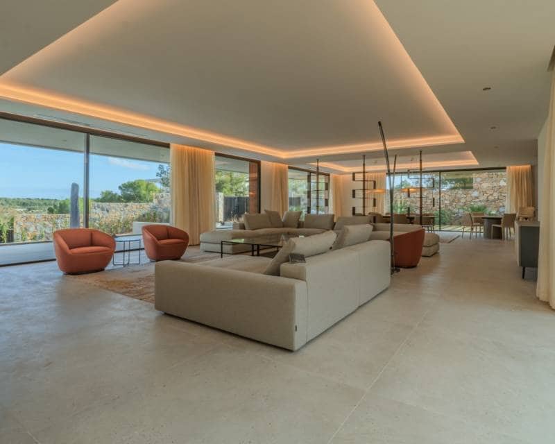 5 bedroom Villa for sale in Las Colinas Golf with pool garage - € 4,200,000 (Ref: 8130552)