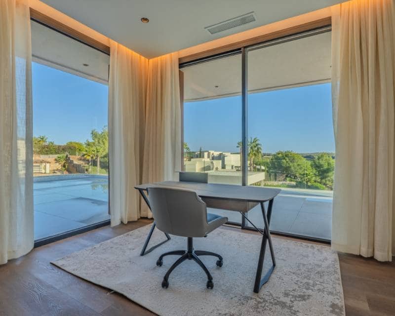 5 bedroom Villa for sale in Las Colinas Golf with pool garage - € 4,200,000 (Ref: 8130552)