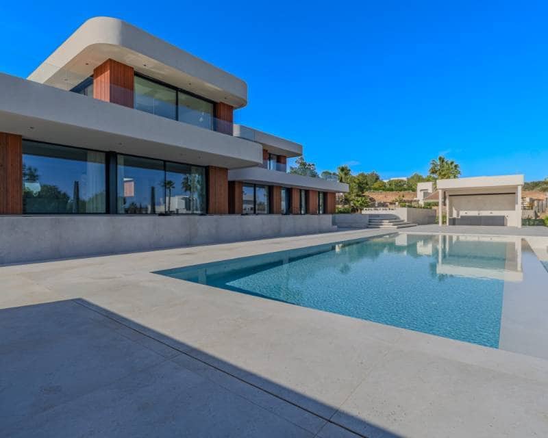 5 bedroom Villa for sale in Las Colinas Golf with pool garage - € 4,200,000 (Ref: 8130552)