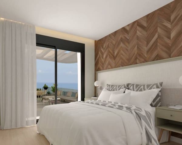 2 bedroom Penthouse for sale in Zona Pueblo, Guardamar del Segura with pool - € 519,000 (Ref: 8147026)