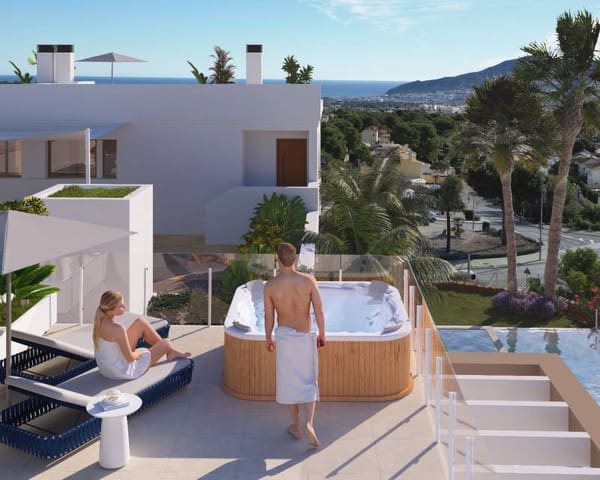 4 soveværelse Rækkehus til salg i La Nucia Pueblo  , La Nucia med swimmingpool - € 457.000 (Ref: 8164884)