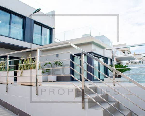 5 quarto Moradia para venda em San Miguel de Salinas com piscina - 849 000 € (Ref: 8171665)