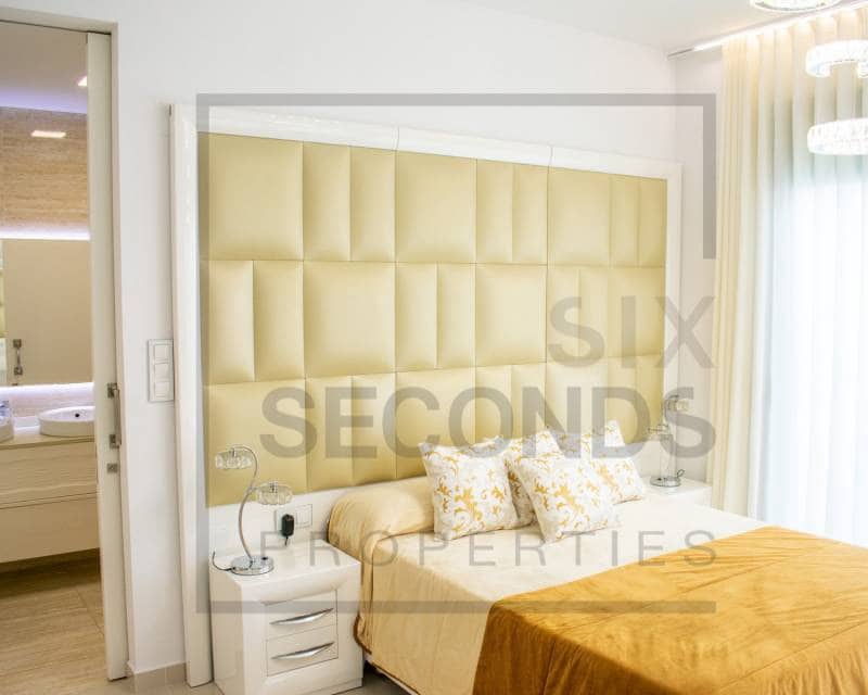 5 quarto Moradia para venda em San Miguel de Salinas com piscina - 849 000 € (Ref: 8171665)