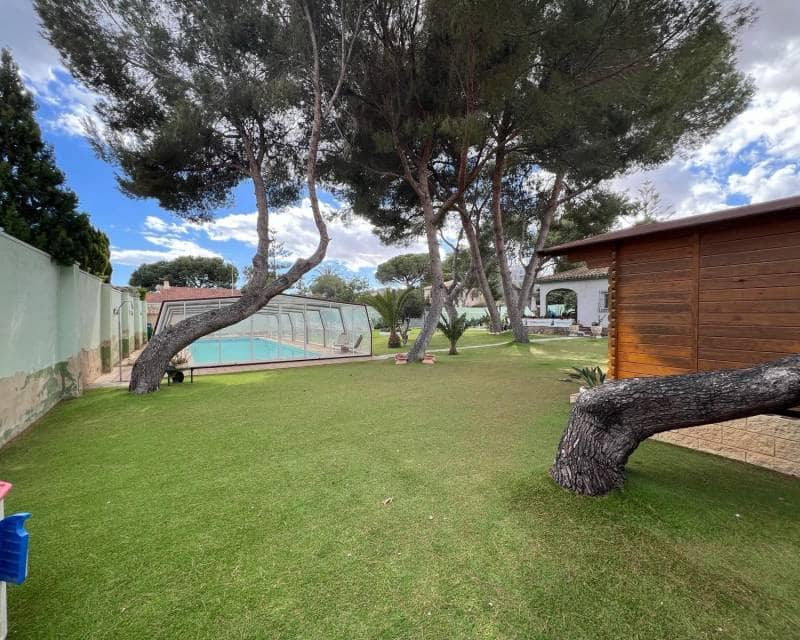 3 Zimmer Villa zu verkaufen in Campoamor mit Pool - 950.000 € (Ref: 8186951)