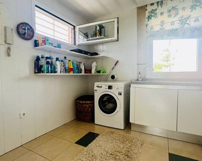 7 soveværelse Villa til salg i Benidorm med swimmingpool garage - € 1.595.000 (Ref: 8212064)