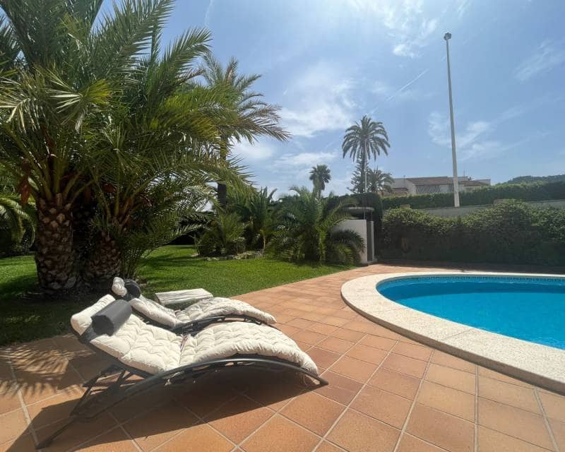 7 soveværelse Villa til salg i Benidorm med swimmingpool garage - € 1.595.000 (Ref: 8212064)