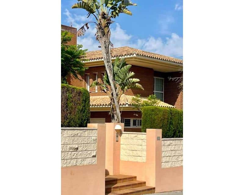 7 soveværelse Villa til salg i Benidorm med swimmingpool garage - € 1.595.000 (Ref: 8212064)