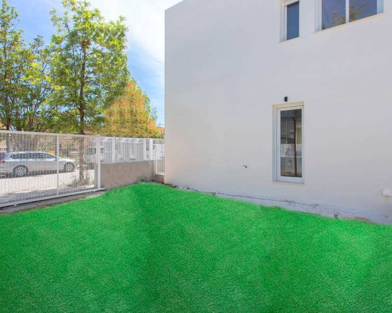 Chalet de 3 habitaciones en Hondón de las Nieves en venta con piscina - 357.250 € (Ref: 8215223)