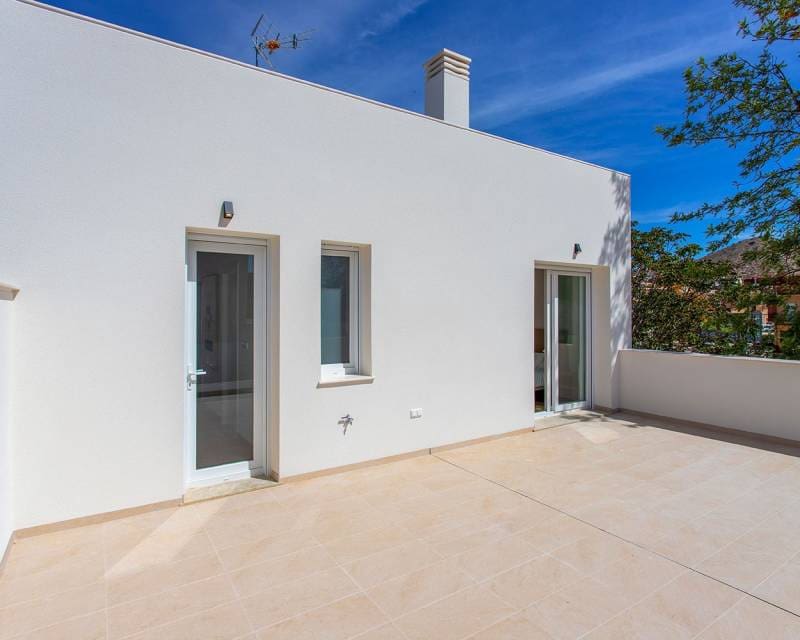 Chalet de 3 habitaciones en Hondón de las Nieves en venta con piscina - 357.250 € (Ref: 8215223)