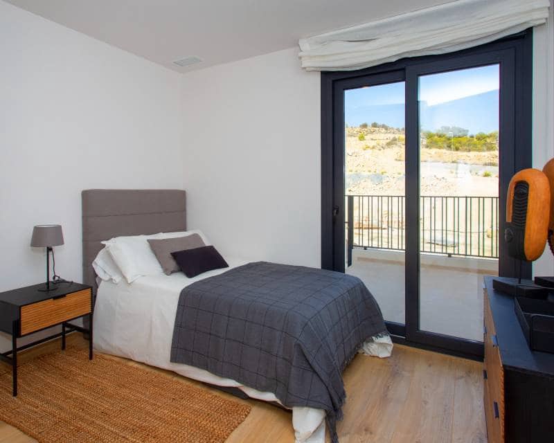 3 soveværelse Rækkehus til salg i Monforte del Cid med swimmingpool garage - € 320.000 (Ref: 8215338)