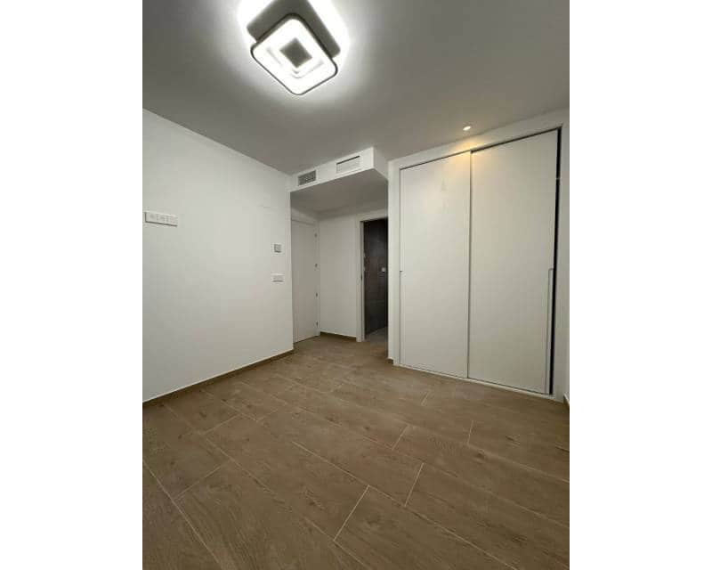 3 bedroom Apartment for sale in La Villajoyosa / Vila Joiosa with pool - € 690,000 (Ref: 8218312)