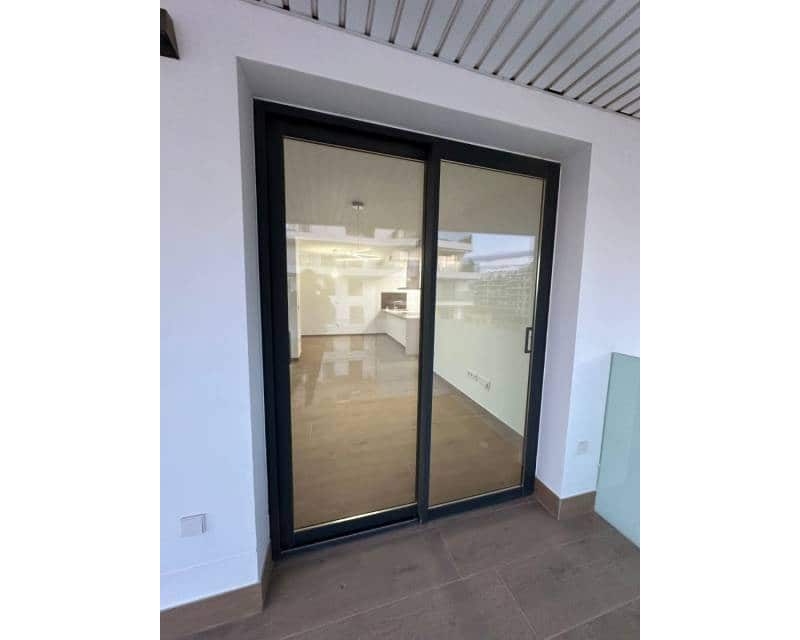 3 bedroom Apartment for sale in La Villajoyosa / Vila Joiosa with pool - € 690,000 (Ref: 8218312)