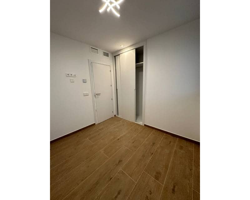 3 bedroom Apartment for sale in La Villajoyosa / Vila Joiosa with pool - € 690,000 (Ref: 8218312)