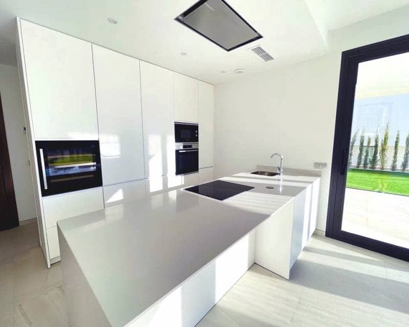 Chalet de 3 habitaciones en Finestrat en venta con piscina garaje - 840.000 € (Ref: 8221161)