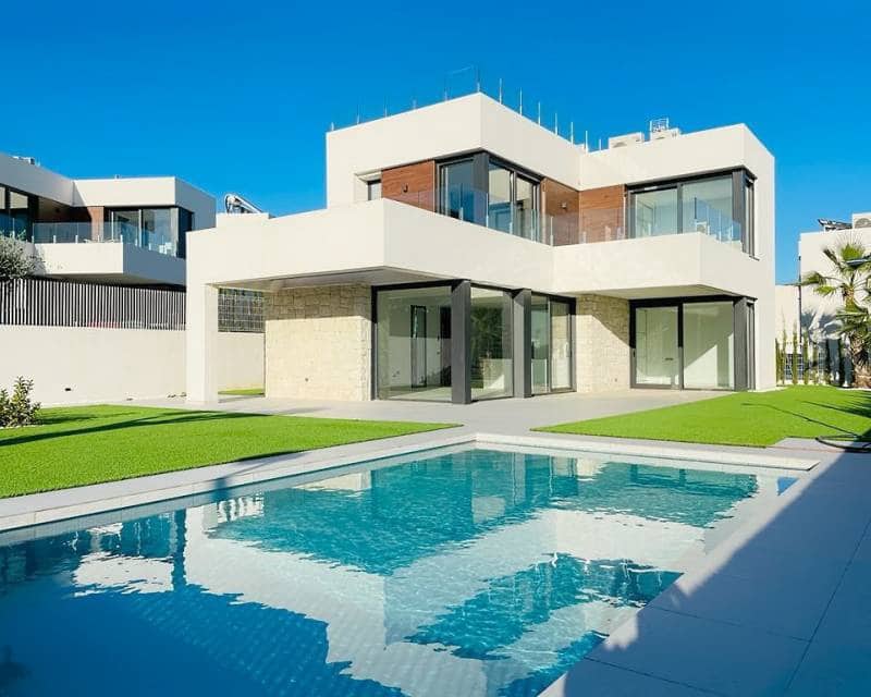 Chalet de 3 habitaciones en Finestrat en venta con piscina garaje - 840.000 € (Ref: 8221161)