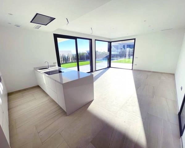 Chalet de 3 habitaciones en Golf Bahía, Finestrat en venta con piscina garaje - 840.000 € (Ref: 8221161)