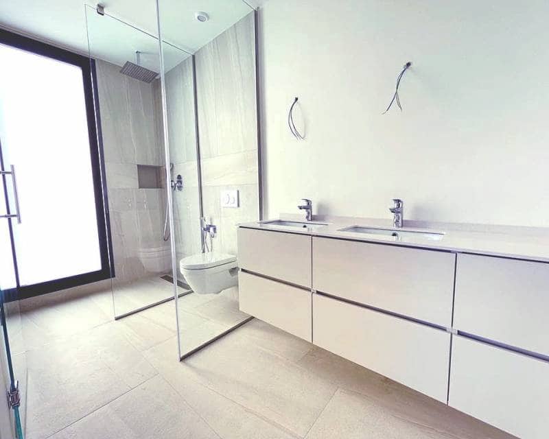 Chalet de 3 habitaciones en Finestrat en venta con piscina garaje - 840.000 € (Ref: 8221161)