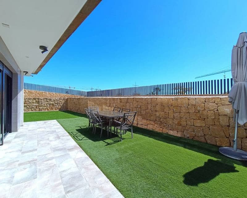 4 bedroom Apartment for sale in Finestrat with pool garage - € 750,000 (Ref: 8221162)