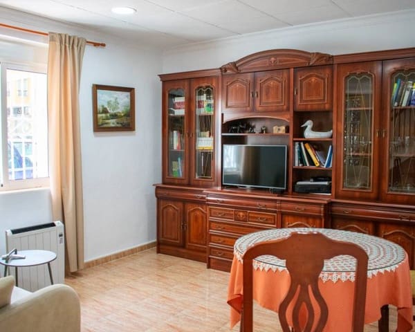 3 soveværelse Rækkehus til salg i Zona Pueblo, Guardamar del Segura - € 215.000 (Ref: 8223348)