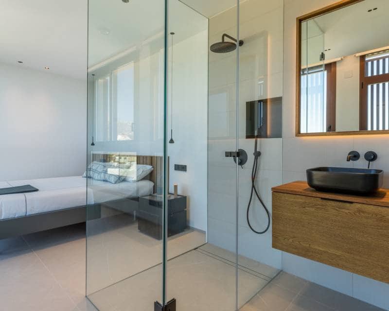 4 soveværelse Villa til salg i La Nucia med swimmingpool garage - € 2.825.000 (Ref: 8246054)