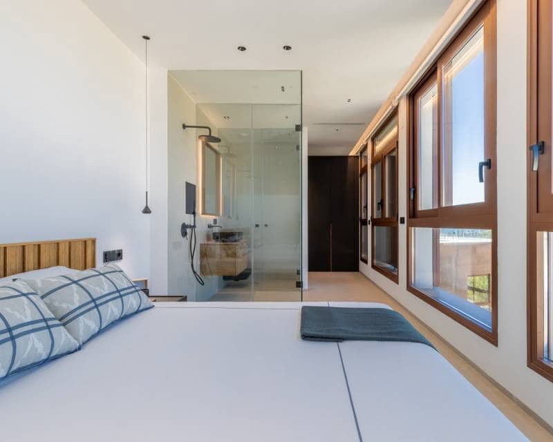 4 soveværelse Villa til salg i La Nucia med swimmingpool garage - € 2.825.000 (Ref: 8246054)