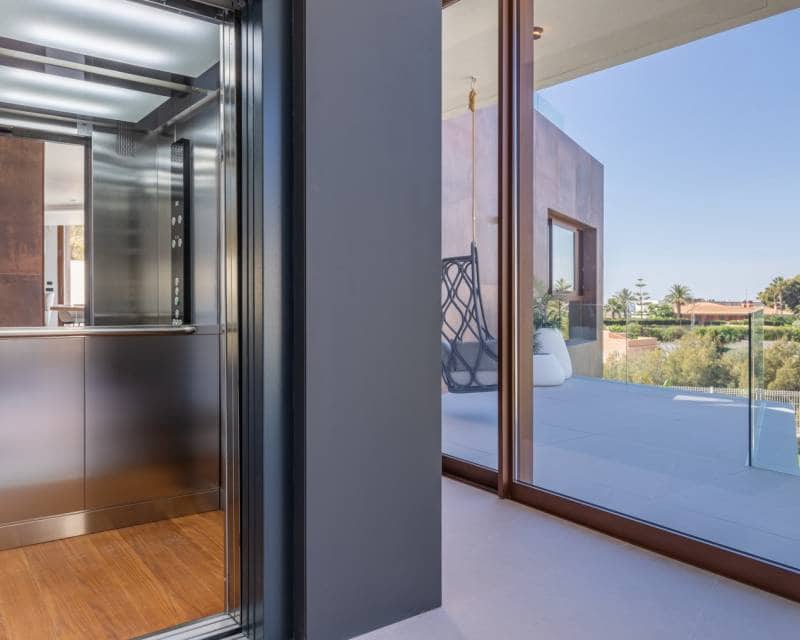 4 soveværelse Villa til salg i La Nucia med swimmingpool garage - € 2.825.000 (Ref: 8246054)