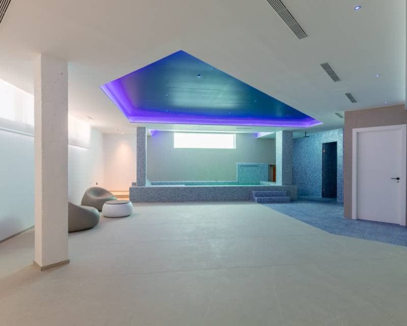 4 soveværelse Villa til salg i La Nucia med swimmingpool garage - € 2.825.000 (Ref: 8246054)