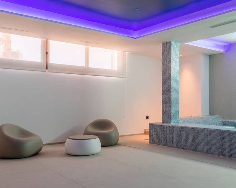 4 soveværelse Villa til salg i La Nucia med swimmingpool garage - € 2.825.000 (Ref: 8246054)