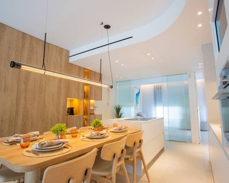 2 sypialnia Penthouse na sprzedaż w La Manga del Mar Menor z basenem - 950 000 € (Ref: 8281904)