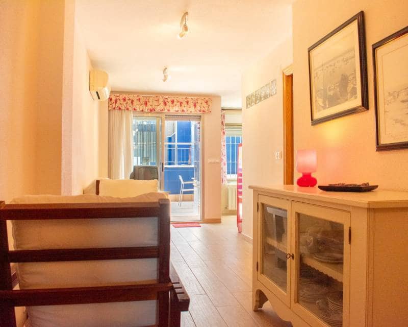 4 sypialnia Apartament przy plaży na sprzedaż w Torrevieja z basenem garażem - 650 000 € (Ref: 8341856)