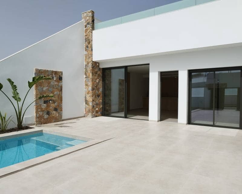 3 bedroom Villa for sale in San Javier with pool - € 479,900 (Ref: 8344169)