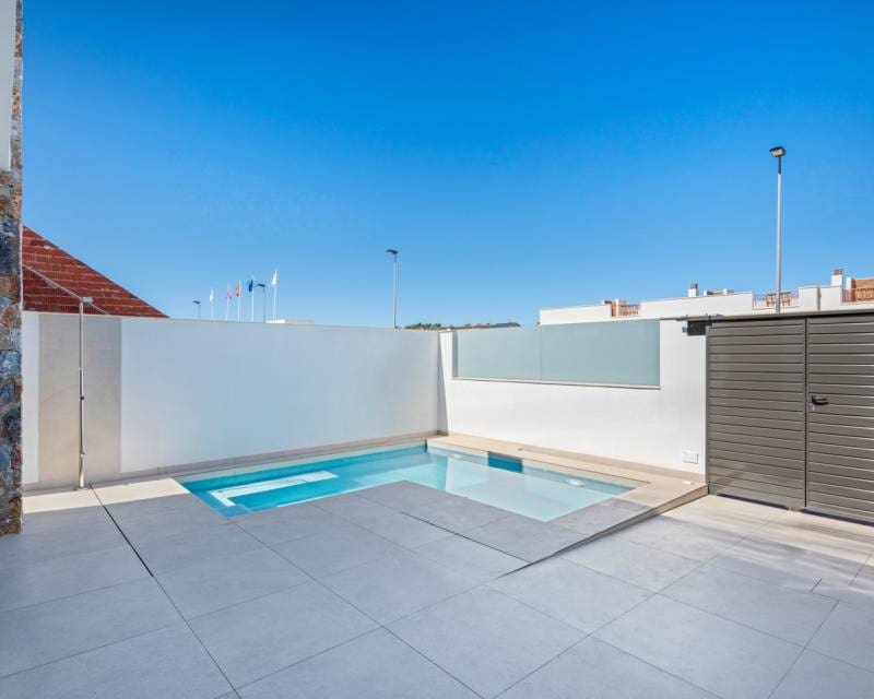 3 bedroom Villa for sale in San Javier with pool - € 479,900 (Ref: 8344169)