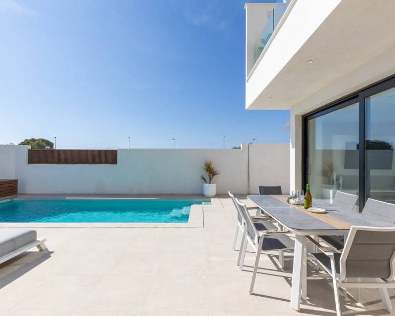 3 soveværelse Villa til salg i San Javier med swimmingpool garage - € 475.000 (Ref: 8389841)