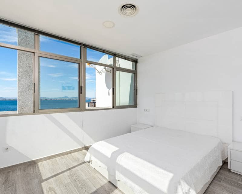 1 chambre Penthouse à vendre à La Manga del Mar Menor avec piscine garage - 380 000 € (Ref: 8392927)