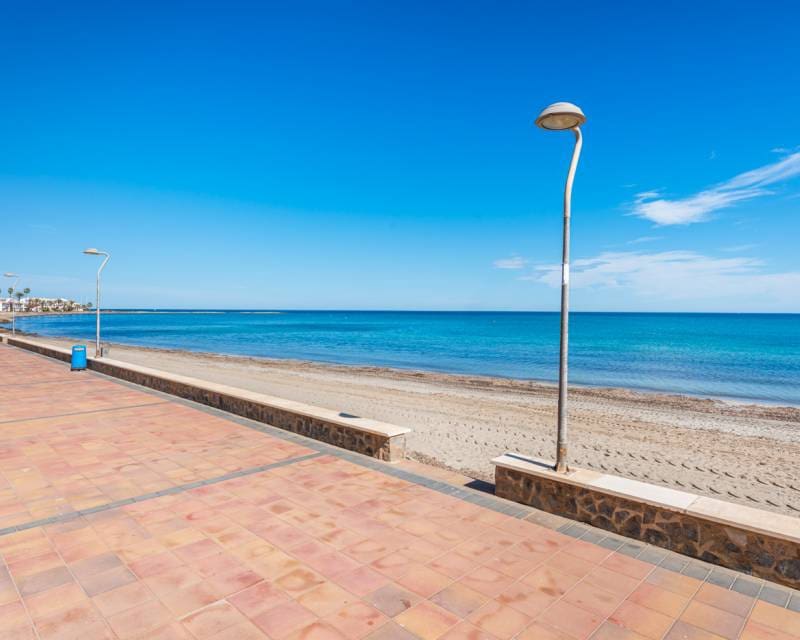 1 chambre Penthouse à vendre à La Manga del Mar Menor avec piscine garage - 380 000 € (Ref: 8392927)