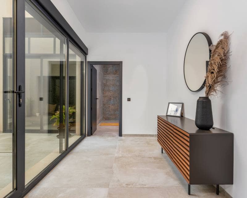 5 bedroom Villa for sale in Ciudad Quesada with pool garage - € 990,000 (Ref: 8393253)