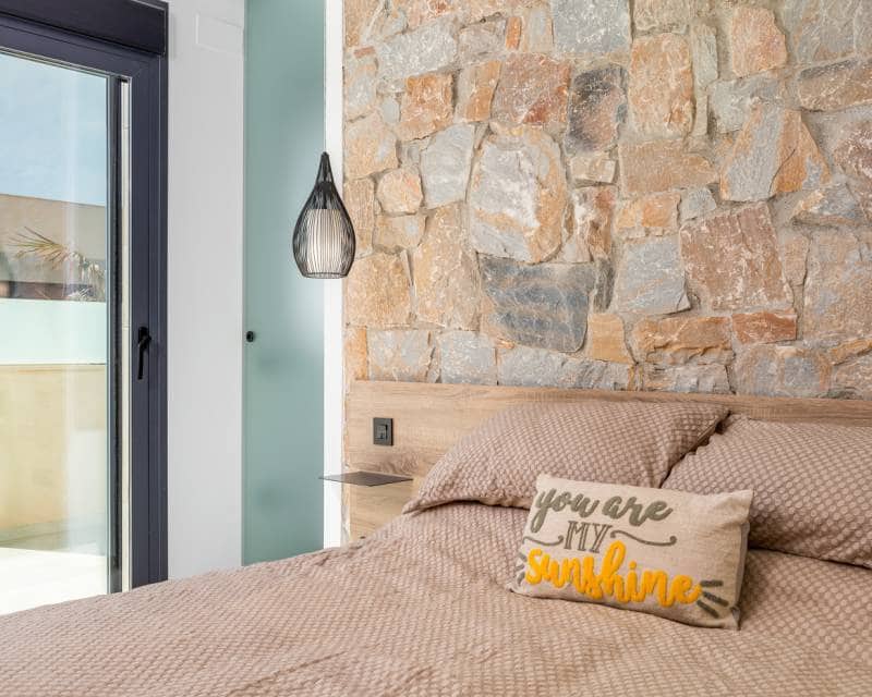 5 bedroom Villa for sale in Ciudad Quesada with pool garage - € 990,000 (Ref: 8393253)