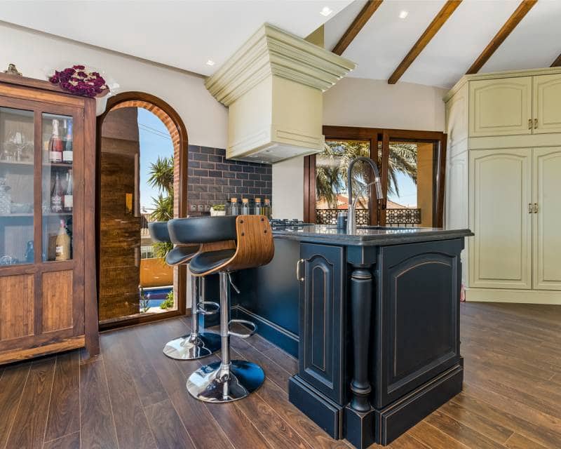 4 bedroom Villa for sale in Ciudad Quesada with pool - € 895,000 (Ref: 8393254)