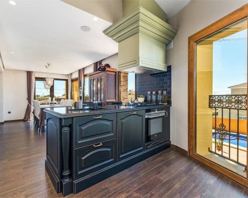 4 bedroom Villa for sale in Ciudad Quesada with pool - € 895,000 (Ref: 8393254)